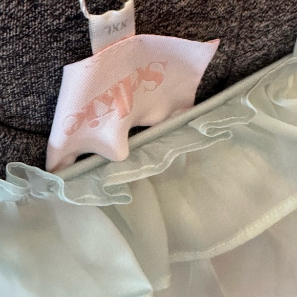 Selkie Bandeau Ruffled Top in the color teardrop.. Summer is here! - Picture 6 of 10